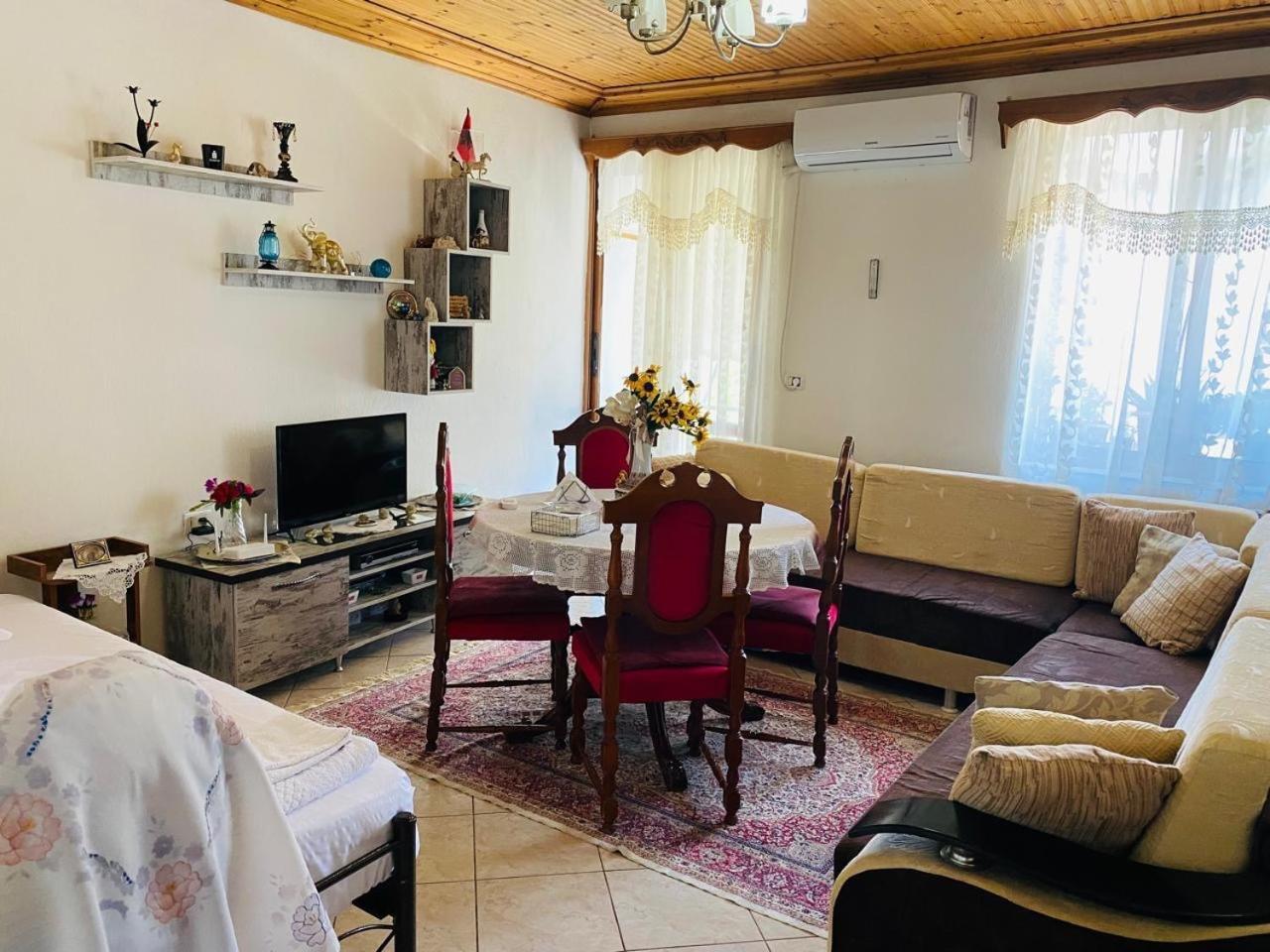 Hida Guest House Gjirokastra Kültér fotó