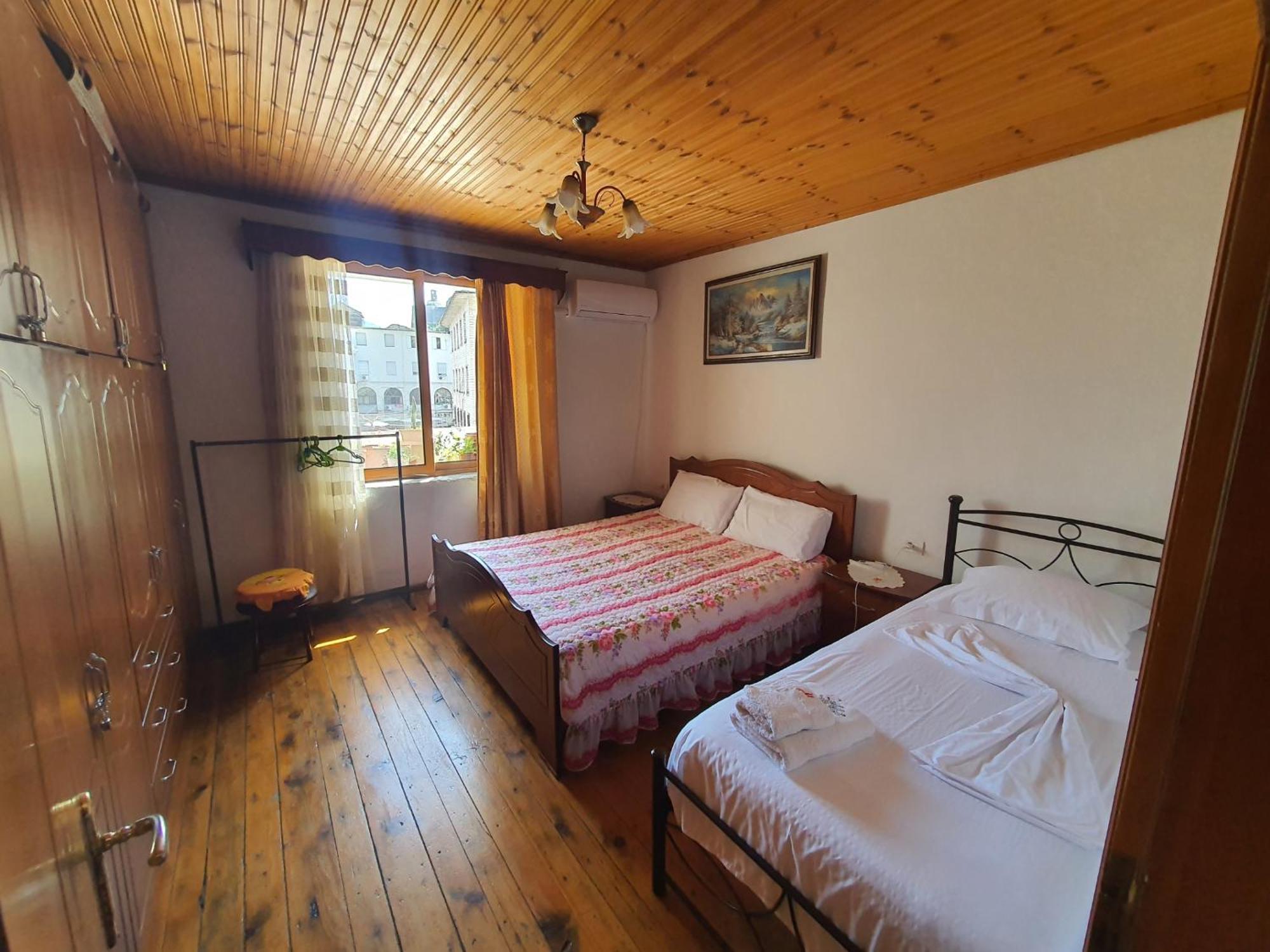 Hida Guest House Gjirokastra Kültér fotó